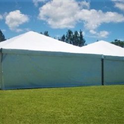 Fabricação e locação de tendas piramidais produzidas pela GM Tendas Galpões, empresa especializada em locação e venda de tendas e galpões lonados para armazenagens industriais, logísticas e eventos
